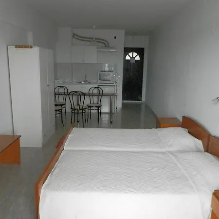 Hotel apartamentowy Apollon 2*