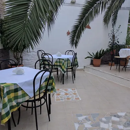 Apollon Hotel apartamentowy Méthana