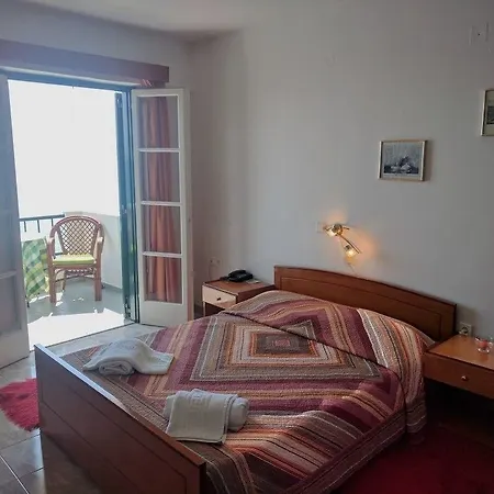 Apartahotel Apollon 2*