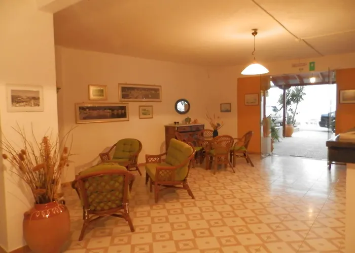 Apollon Aparthotel Methana