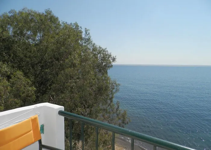 Apollon Aparthotel 2*